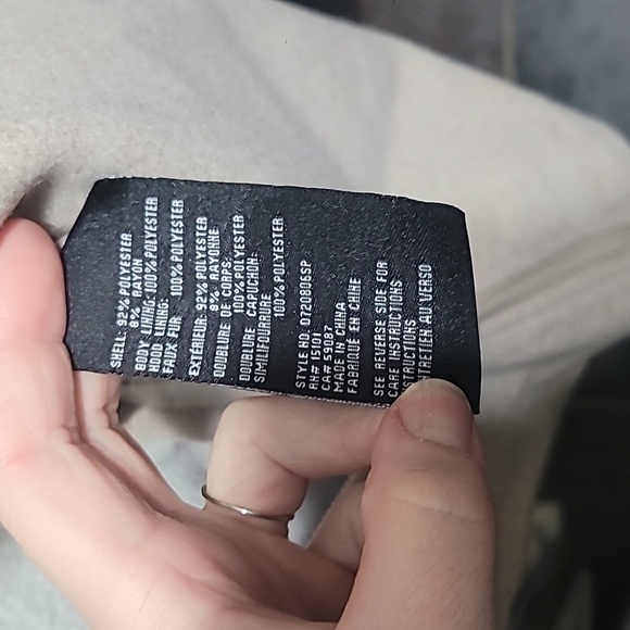 NWT D.E.T.A.I.L.S I.N.C Cozy Beige Hooded Coat with Plaid Scarf Faux Fur Size 3X - Picture 10 of 10